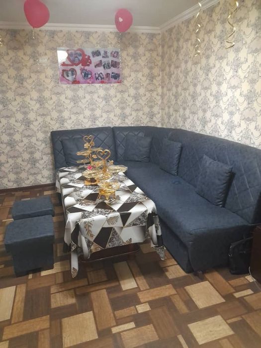 Диван гостевой со всеми удобствами