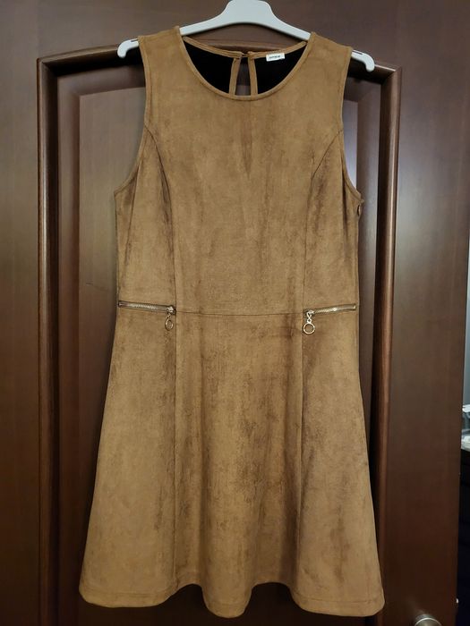 Rochii de zi midi ca in poze