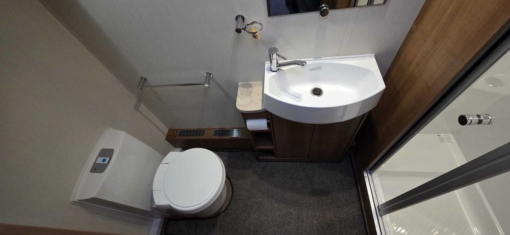 Rulota Elddis Affinity 574 | 2015 | 4 locuri | Caravană Premium - Luxury