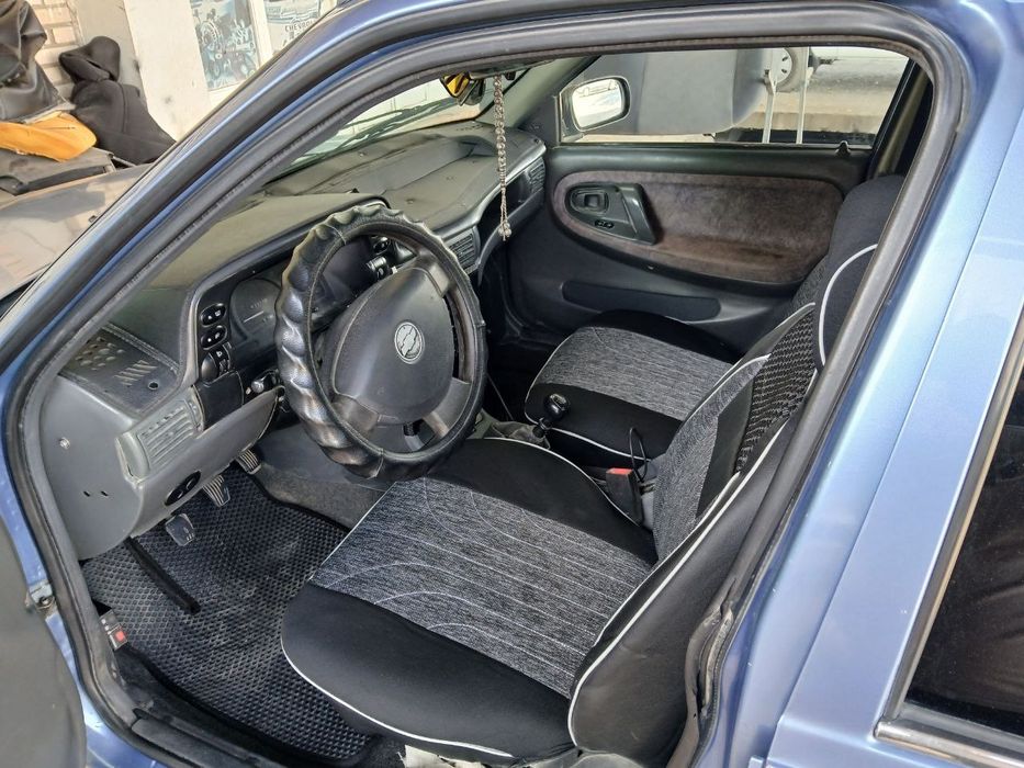 Moshena Nexia 1 yaxshi xolatda