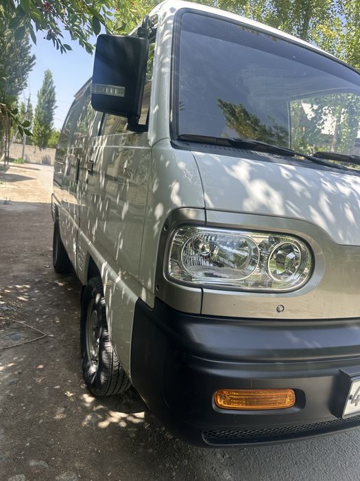 Дамас ван срочно