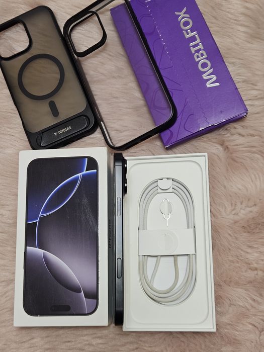 Iphone 16 pro max 256GB Black Titanium stare impecabilă Full box