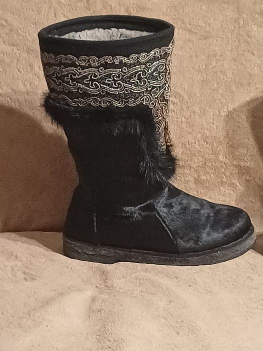 Очень тёплые из настоящей  оленины