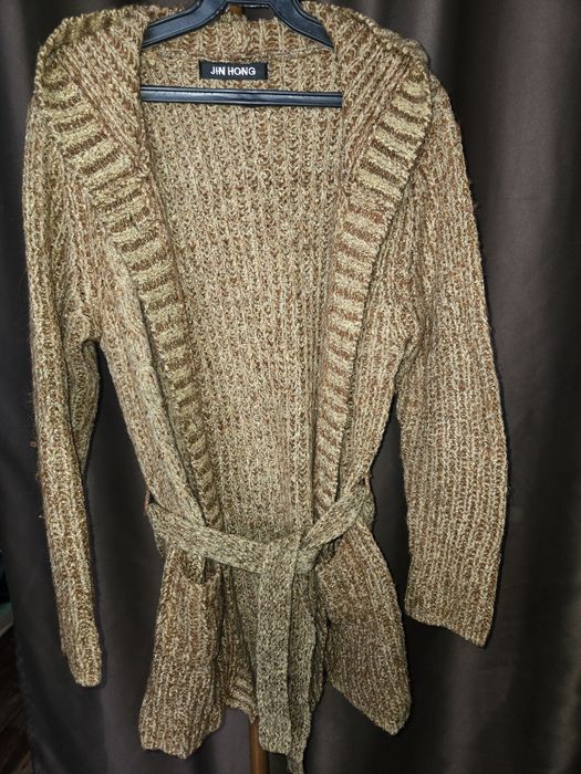 Продам женские вещи