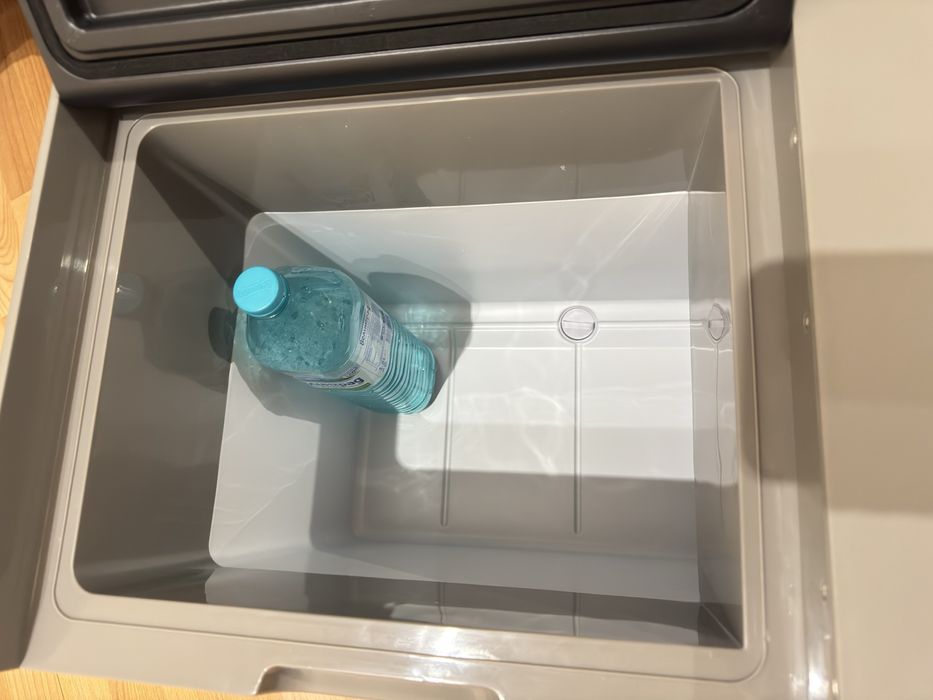 Компресорен хладилник 40 литра