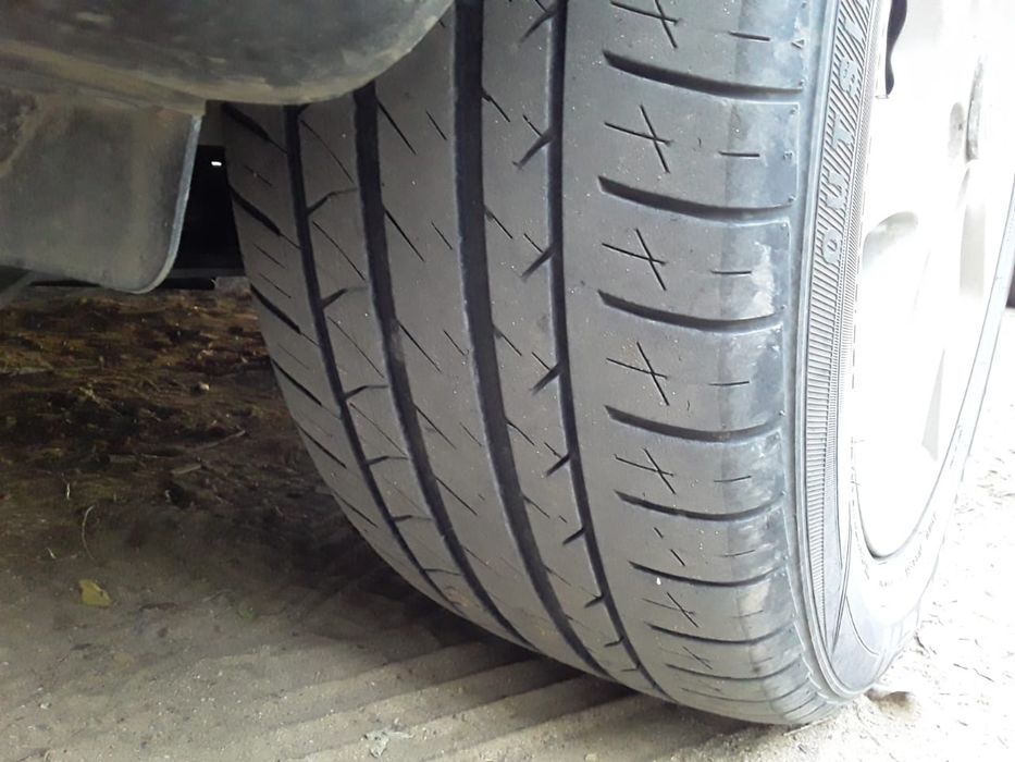 Продам  шины б/у.