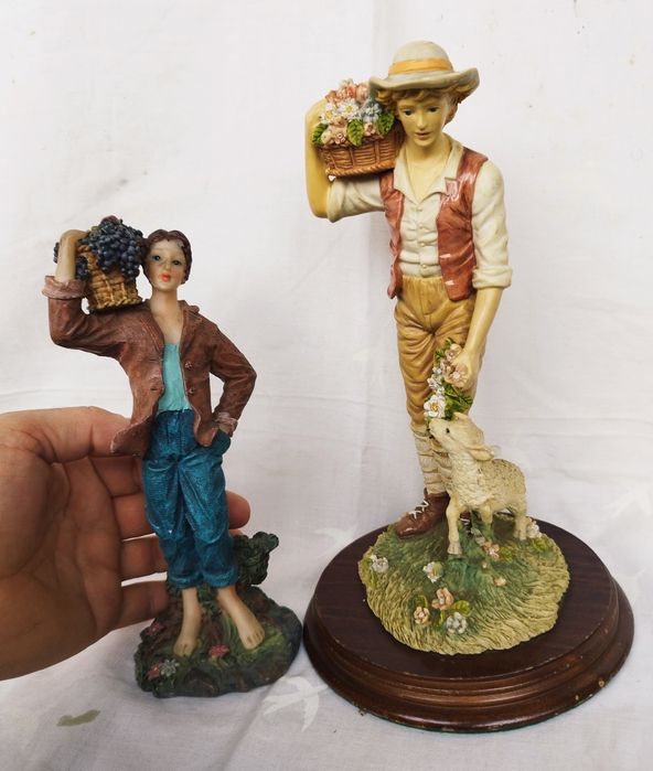 Lot 3 figurine din rășină acrilică, Colectia Leonardo si barometru din