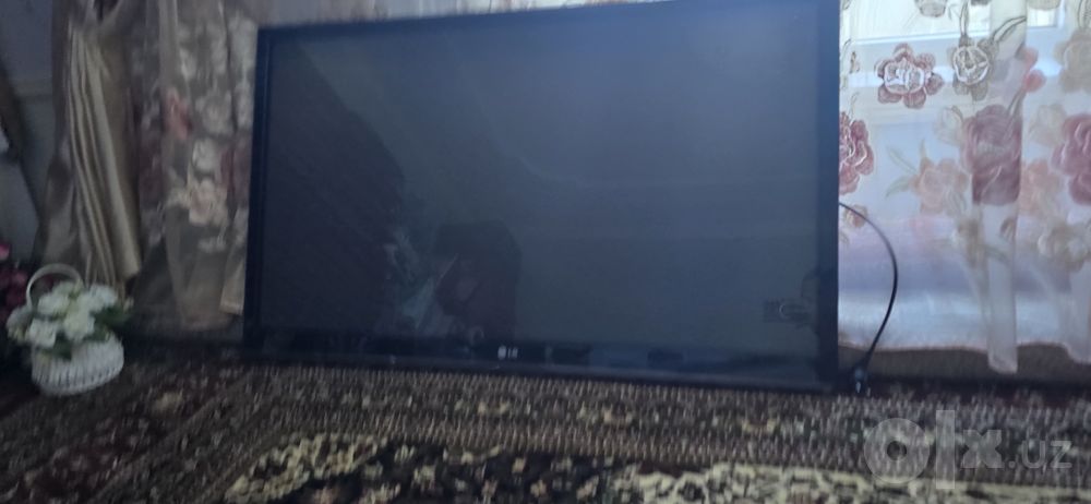 LG ariginal telivizor 60 dyumli