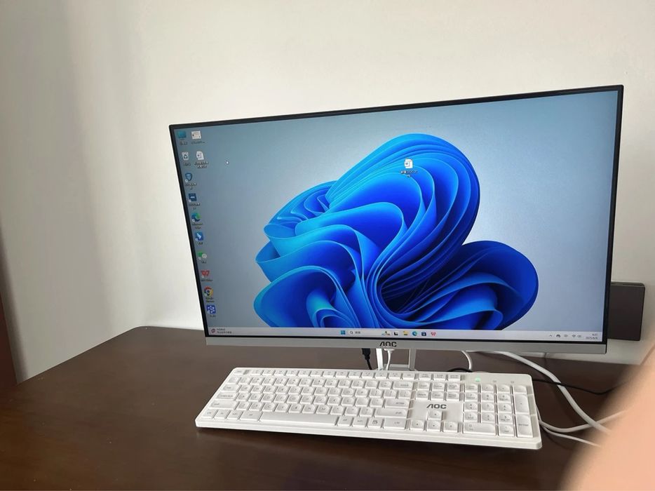 Моноблоки , ПК , системные блоки