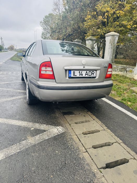 Skoda octavia 1 1.6 benzina plus GPL