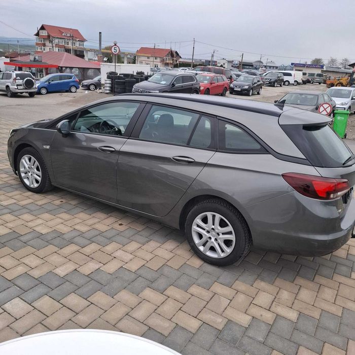 Se vinde: Opel Astra
