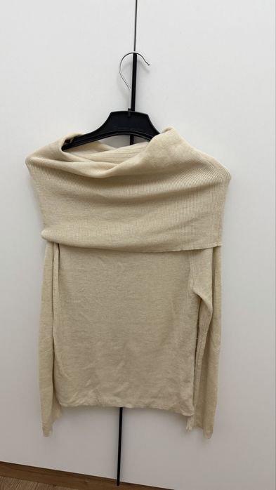 Кофты и футболки новые