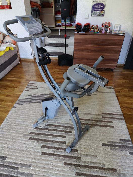 HOMCOM Bicicletă fitness pliabilă 8 niveluri de rezistență magnetică spătar șa reglabilă mânere ergonomice negru argintiu