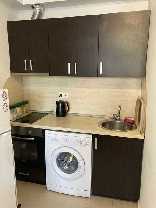 Дава се под наем Едностаен апартамент в София, Център - 28 кв.м за 400 € - Снимка #1