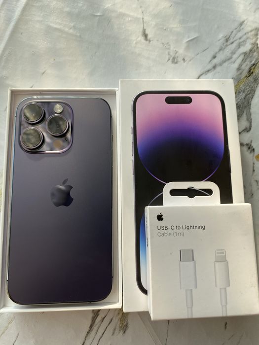 Продам айфон 14про