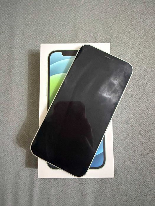 IPhone 12 без ремонта
