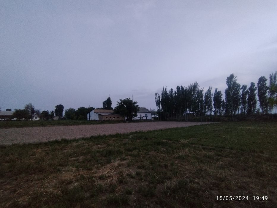 Yer sotiladi 22 sotq 19$ming kelshamiz