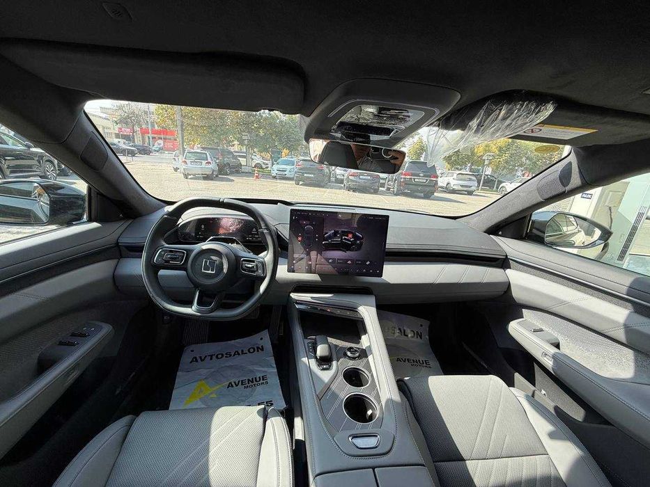 Зеекр 001 булиб толашга