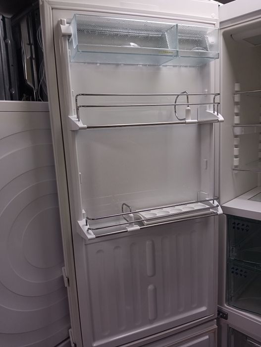 Комбиниран хладилник с фризер Liebherr 2 години Гаранция Germany!