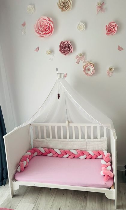 Vând pătuț nou de lemn pentru bebeluși