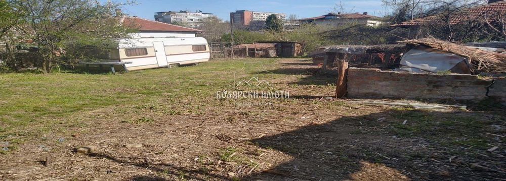 Продава се Парцел в Горна Оряховица - 737 кв.м за 95 €/кв.м - Снимка #4