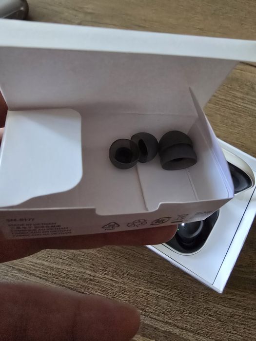 Vând Samsung Galaxy buds 2