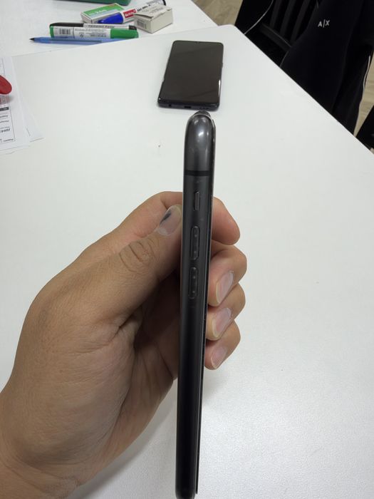 Iphone 11 черный 128 GB