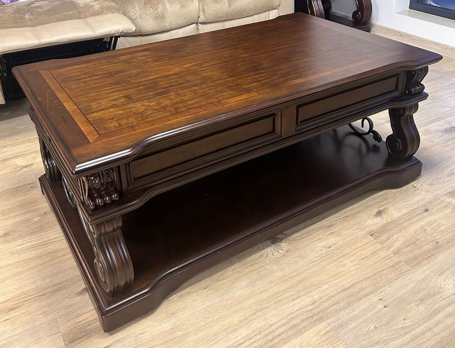 Doua piese Ashley masa cafea vitange