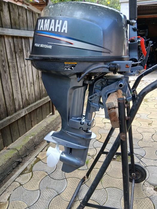 Motor Yamaha 15 cp