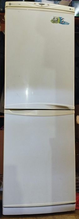 Продам холодильник LG