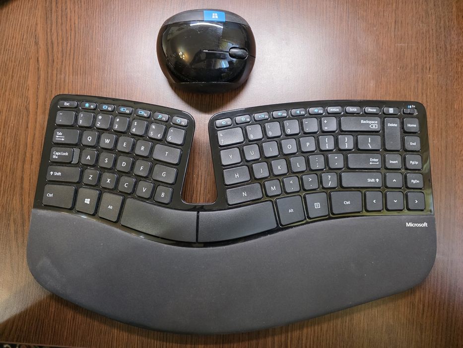 Kit tastatura + mouse ergonomic Microsoft