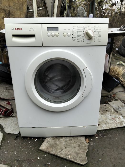 Срочно продаётся стиральная машина bosch рабочий 6кг