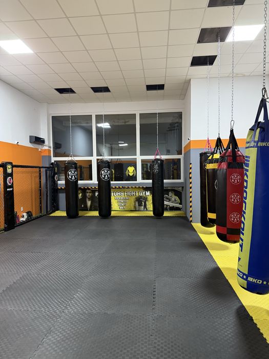 Sala de lupte de subinchiriat