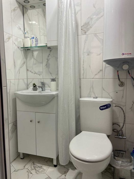 Дава се под наем Къща в Търговище, Център - 50 кв.м за 561 € - Снимка #7
