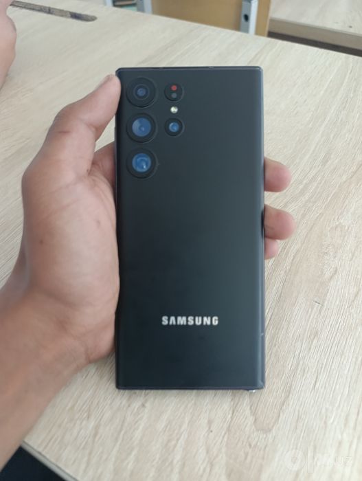 S 23 ultira 5G .