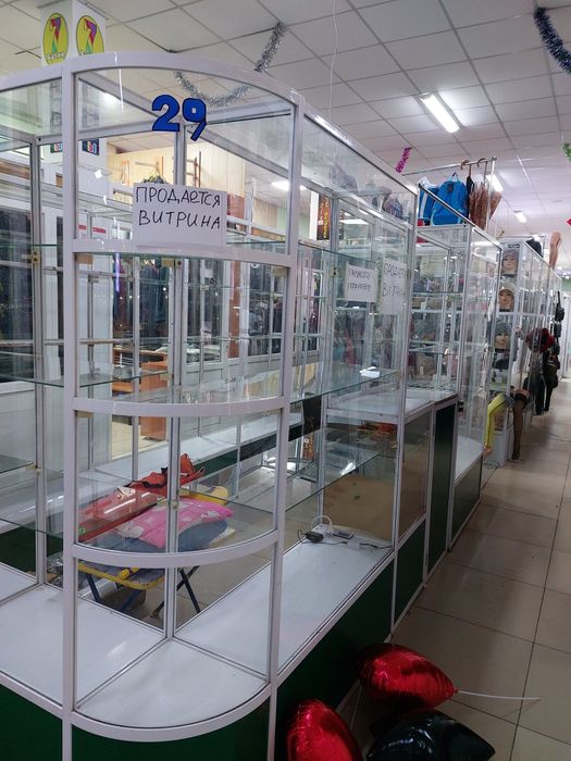 Продам витрину  на Юго-востоке