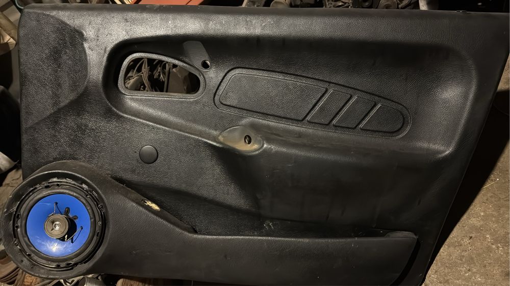 Продам обшивки на ваз 2114