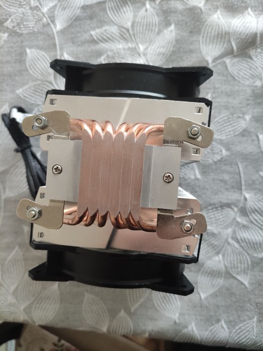 Въздушно охлаждане cooler master masterair  ma620p