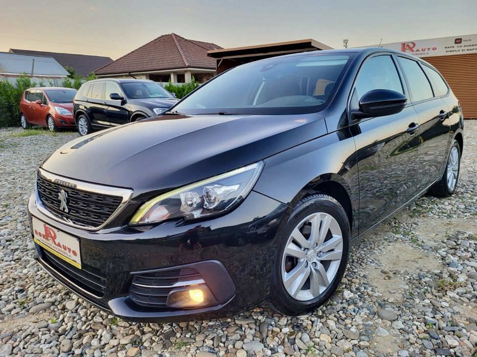 PEUGEOT 308 2020
