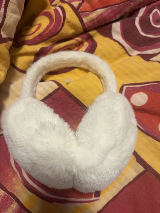 Căști de urechi pentru iarna unisex,captusite cu blană albă