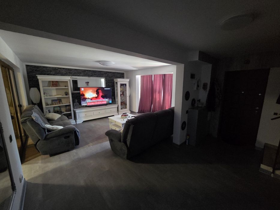 Vand casa in targoviste