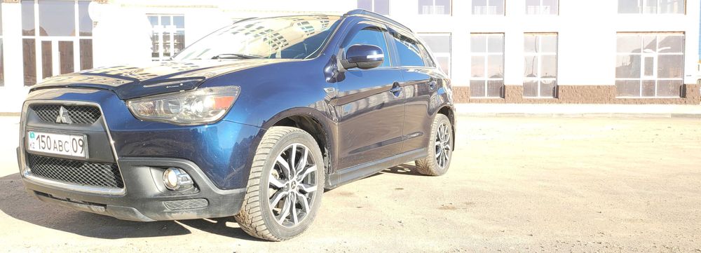 Автомобиль. Кросовер