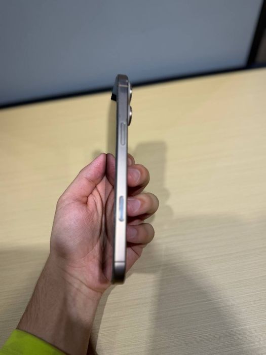 iPhone 16 pro max sotiladi