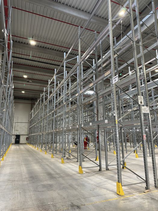 Rafturi metalice industriale