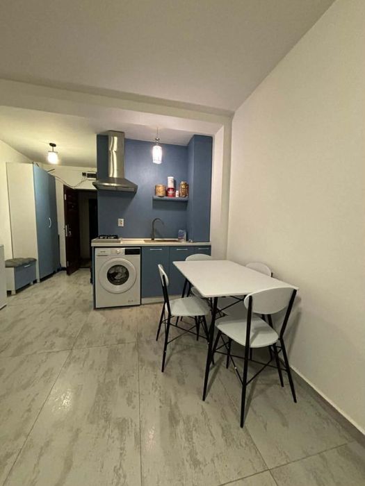 Inchiriez garsoniera situata pe Calea Bucuresti langa Petru patiseria