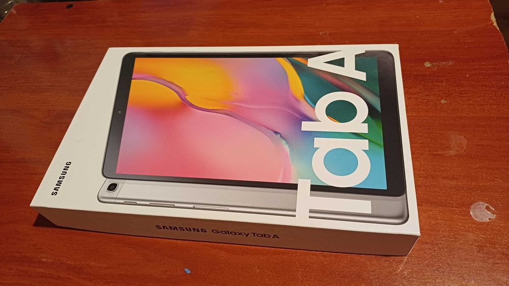 De vanzare tableta Samsung 10.1" cu SIM