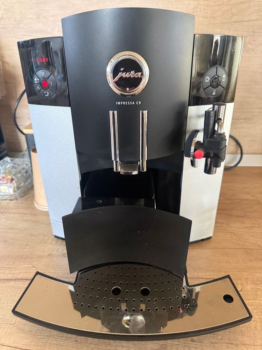 Кафемашина JURA, робот