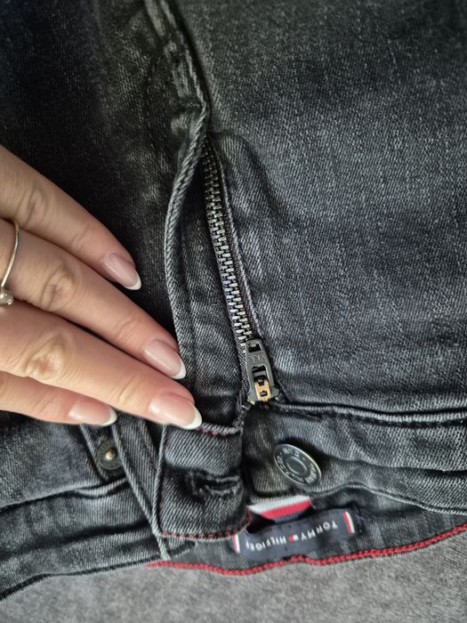 Детски дънки Tommy Hilfiger