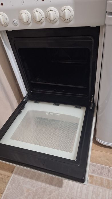 Продам электро плиту