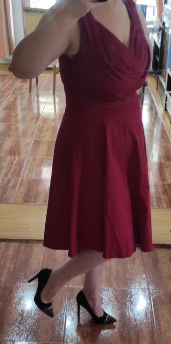 Rochie stil pin-up girl